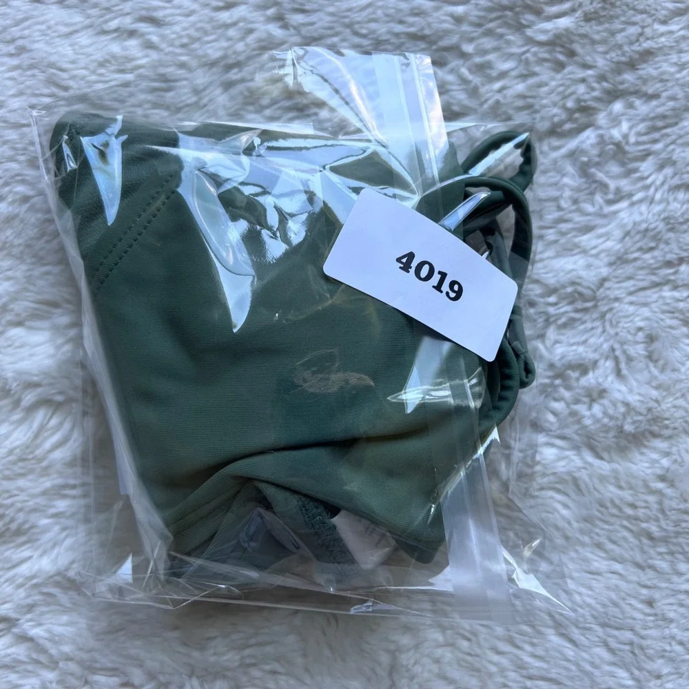 Hot Water Agave Green Side Tie Ruched Back Bikini Bottoms Large 24ZZ0140 New